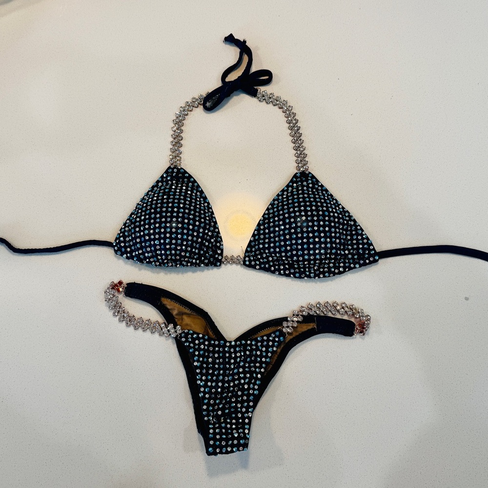 Navy bikini competition suit